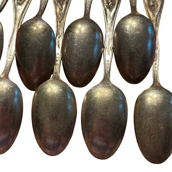 Antique silver teaspoons set (8) Carnation Pattern 1908 Rogers Art Nouveau - Picture 5 of 11